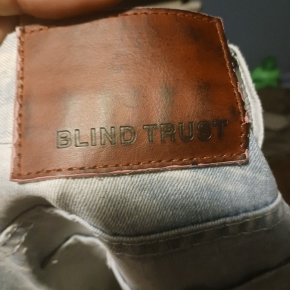 Jeans - Picture 4 of 6